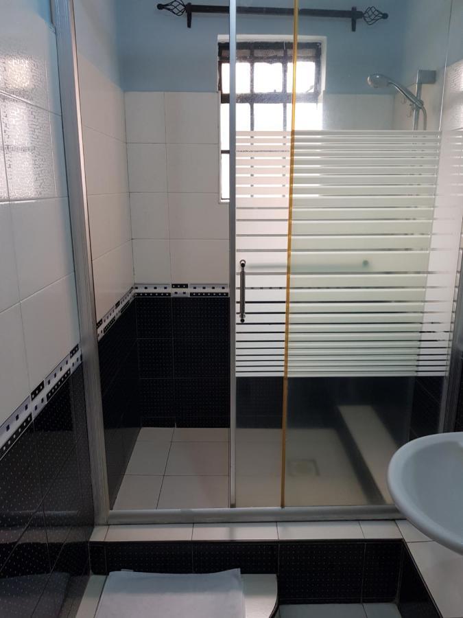 Natural Oak Apartments Nairobi Luaran gambar